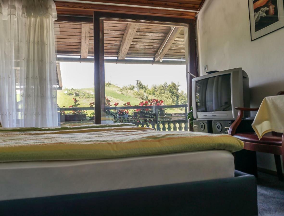 Guest House Beli Kamen Vojsko 外观 照片